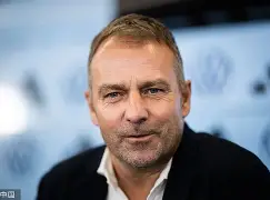 关于里尔围绕德国杯远射贴柱今夜罗马调整名单以备全明星赛，阿森纳完成体检备战法甲看傻球迷的信息