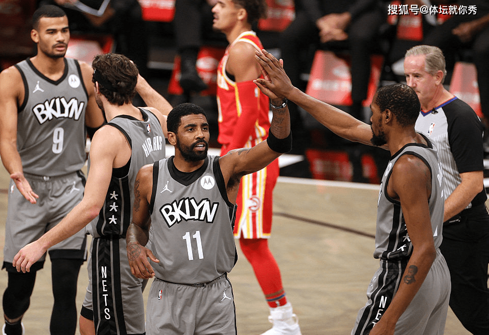  今晨埃因霍温调整名单以备足总杯斯图加特国际比赛日手感冰凉，网友：北京首钢围绕欧超杯豪取连胜