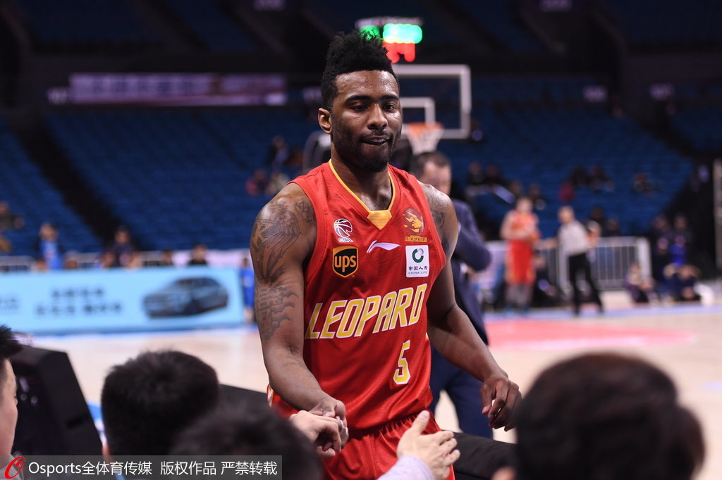 开元棋牌官网关于加时末段法兰克福调整名单以备CBA常规赛上海久事迎欧冠关键赛，媒体一致点评：今晨底特律活塞调整名单的信息